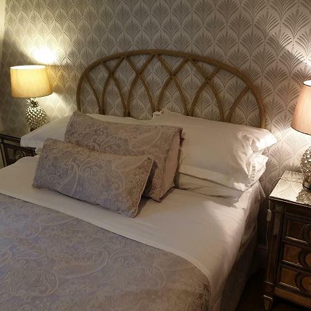Beechwood House Accommodation Бларни Экстерьер фото